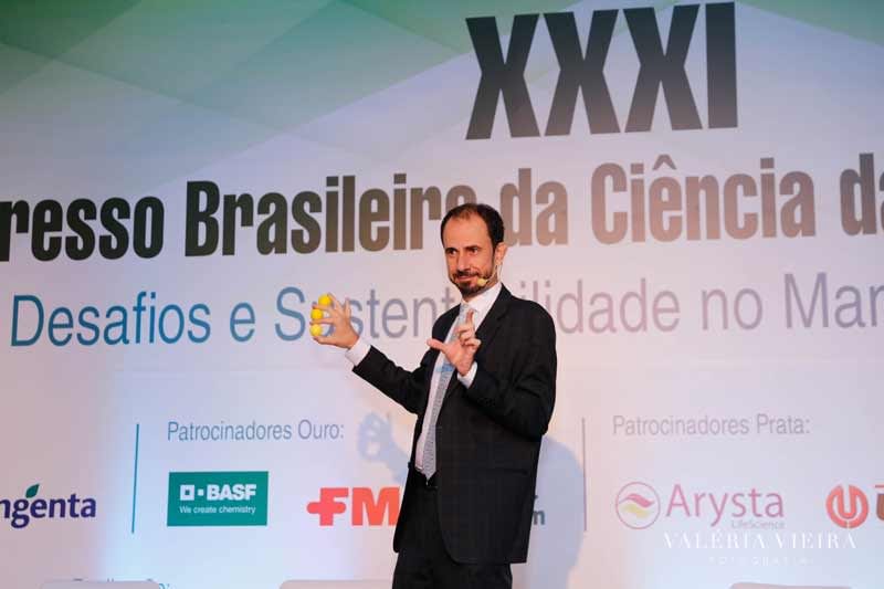 Palestra Daniel Bizon Congresso Brasileiro Ciência Plantas Daninhas